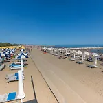 Tigli Lido Altanea *