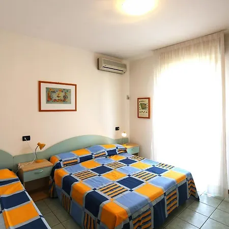 Tigli Lido Altanea * Caorle