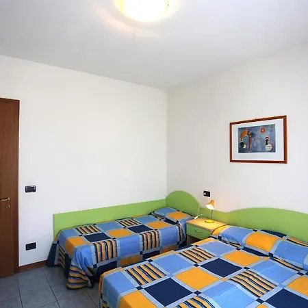 Apartment Tigli Lido Altanea