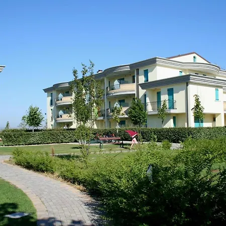 Tigli Lido Altanea