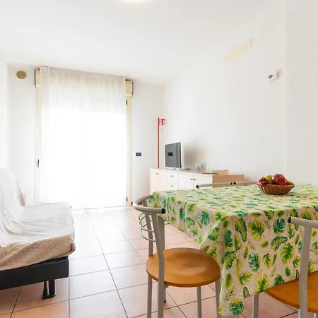 Tigli Lido Altanea *
